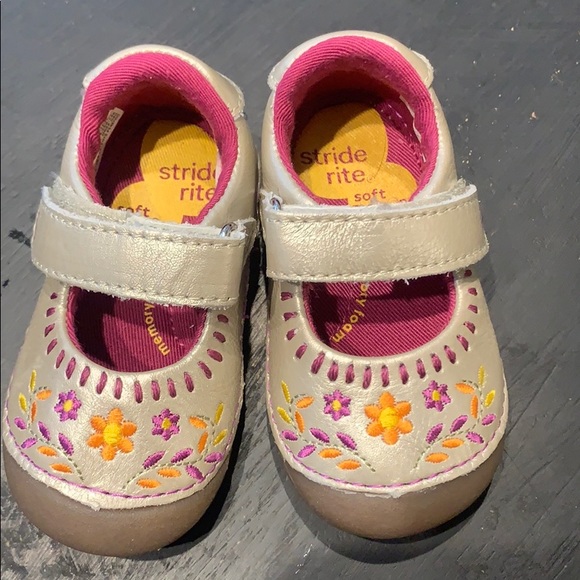 stride rite atley